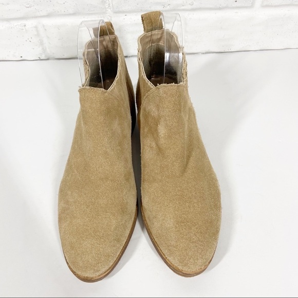 COCONUTS By MATISSE El Torone Tan Suede Bootie - Picture 3 of 9